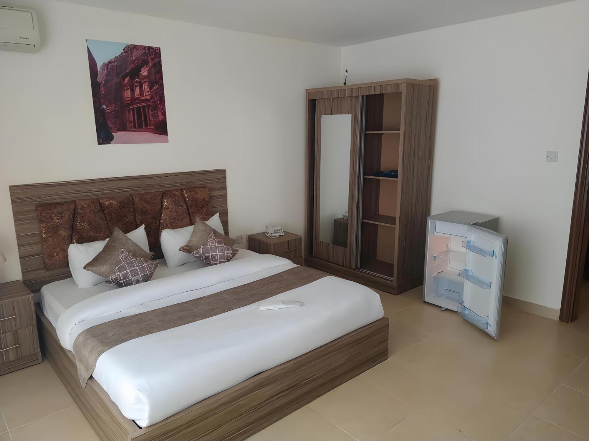 Rayan Hotel Apartments Amman Ngoại thất bức ảnh