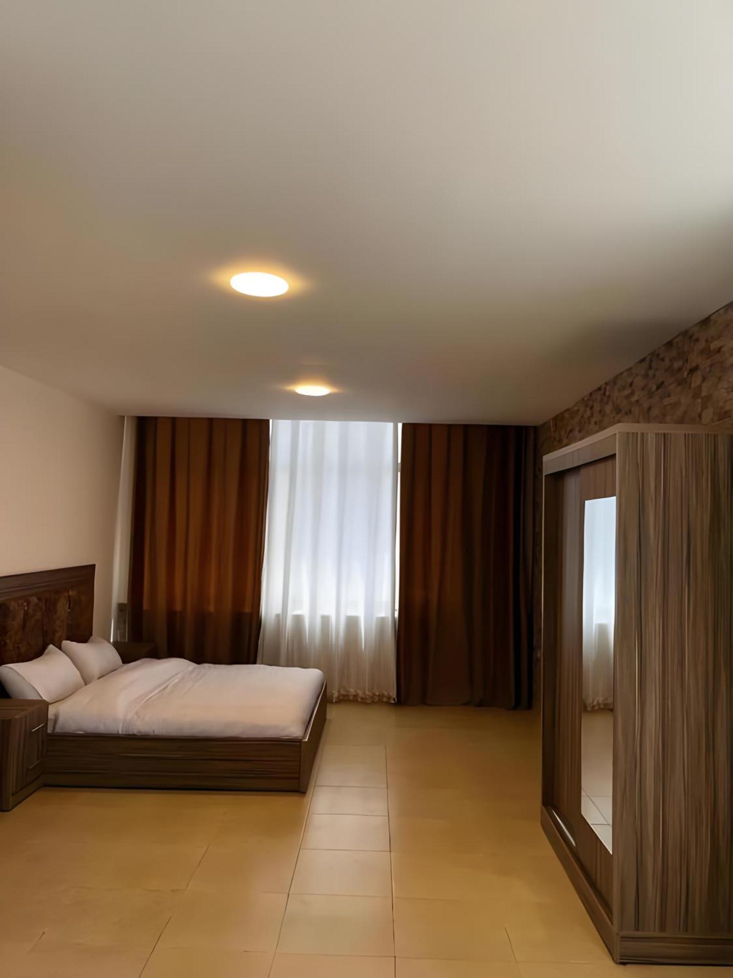 Rayan Hotel Apartments Amman Ngoại thất bức ảnh
